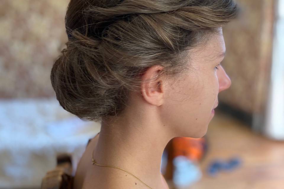 Coiffure d'invitée