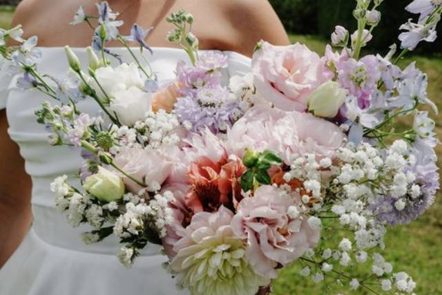 Fleurs & Brindilles