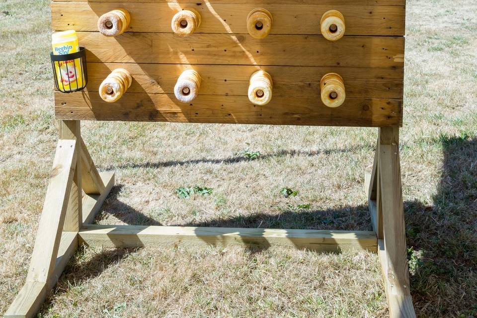 Bar/mur/présentoir à donuts