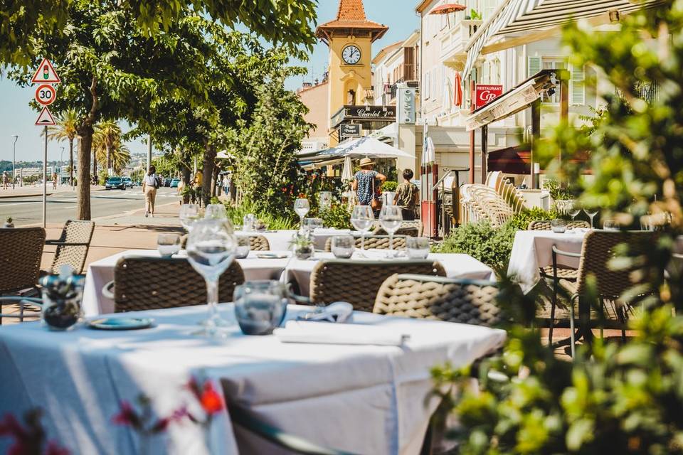 Terrasse trottoir