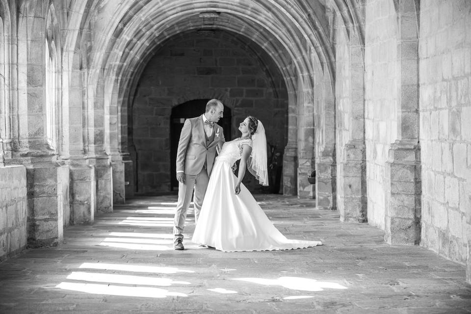 Sous le cloître.