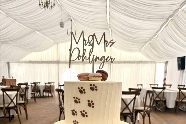Wedding cake dog