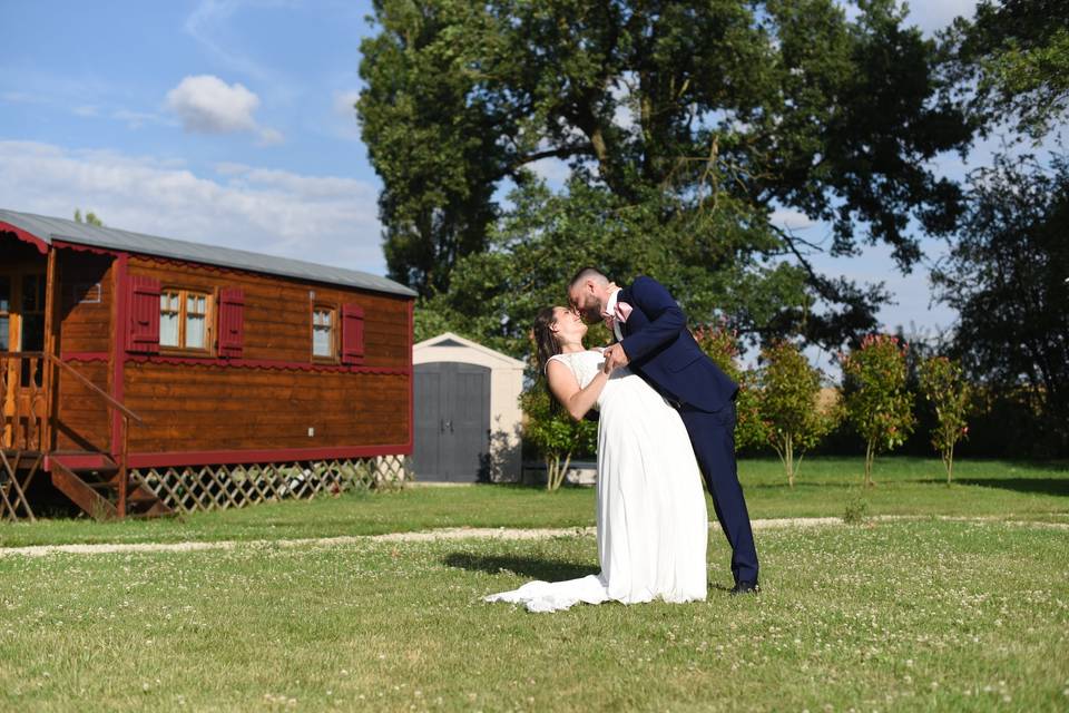 Shooting couple