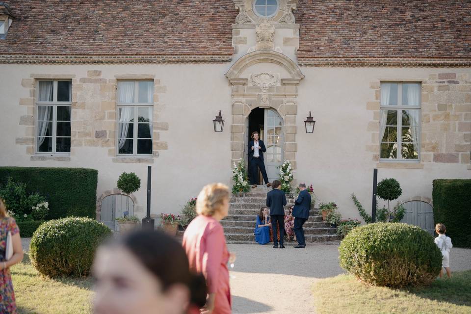 Façade rénovée du château