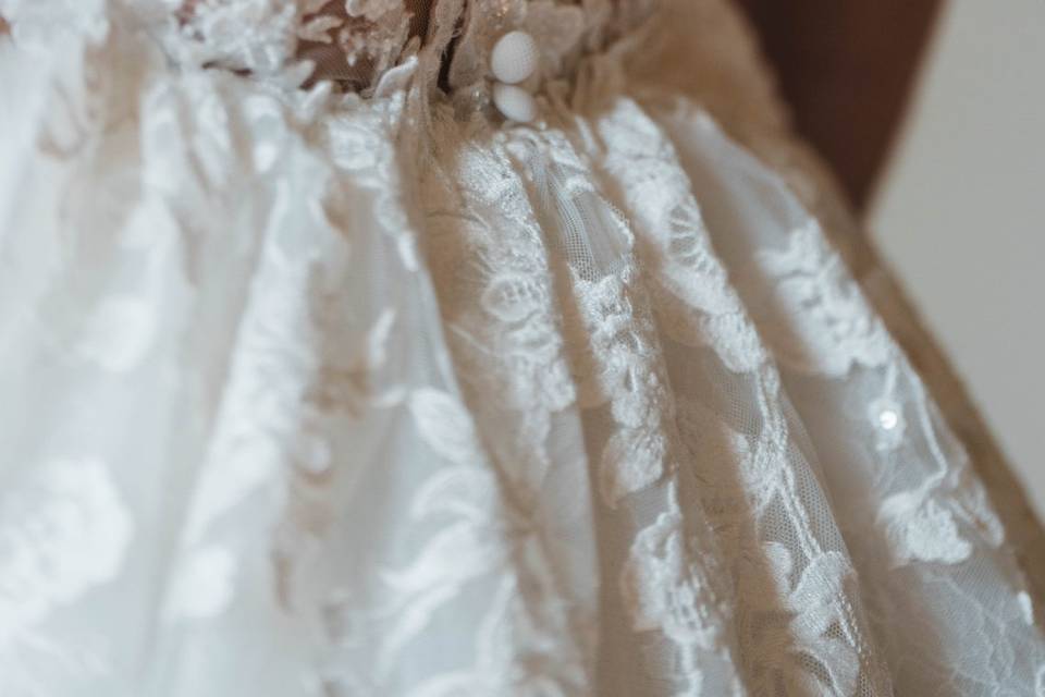 Le détaille de la robe