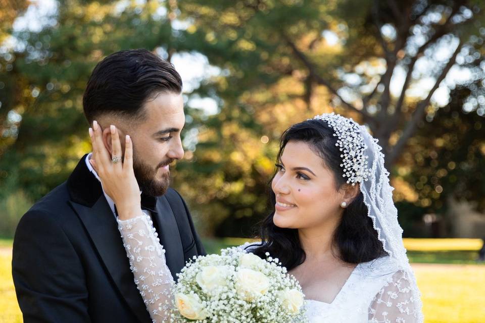 Regard complice, bouquet d’amo