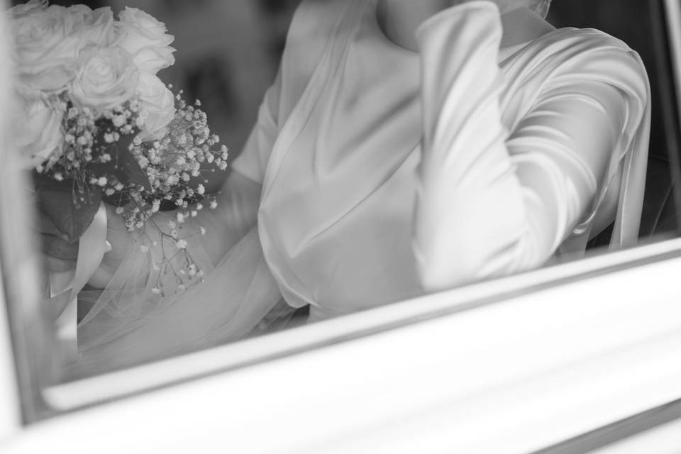 Émotion d’une mariée en route