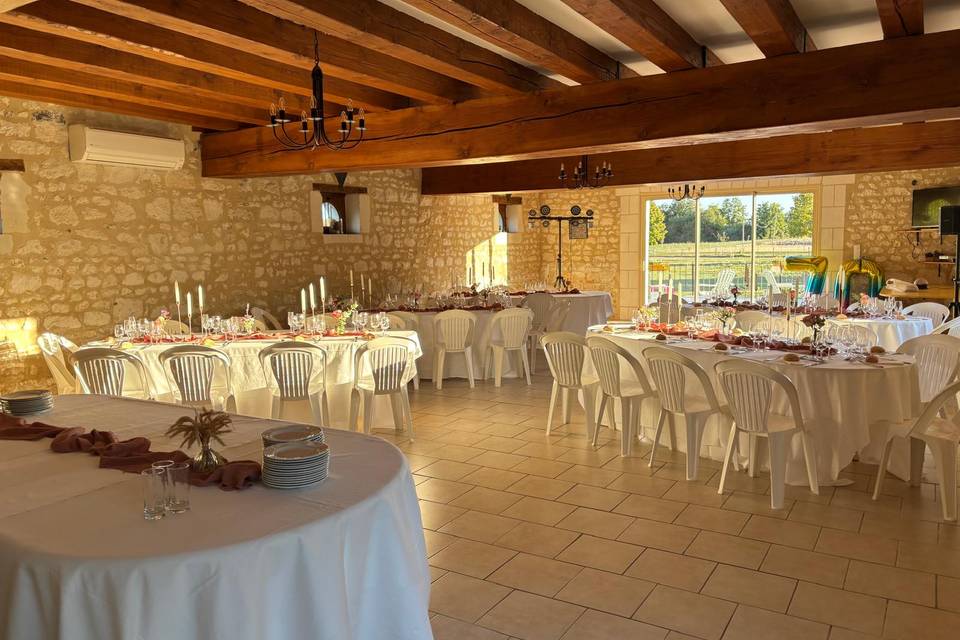 Salle pour 50 personnes