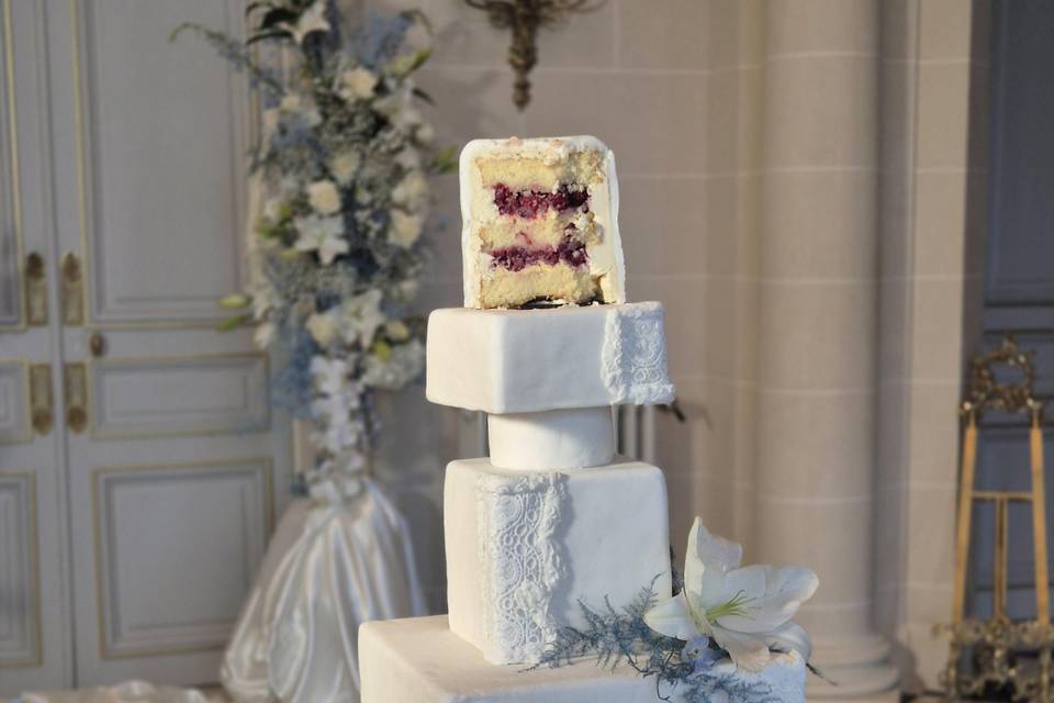 Wedding cake chic & épuré