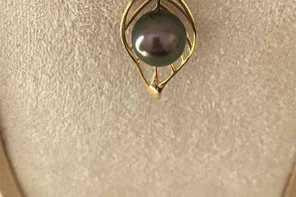 Pendentif feuille
