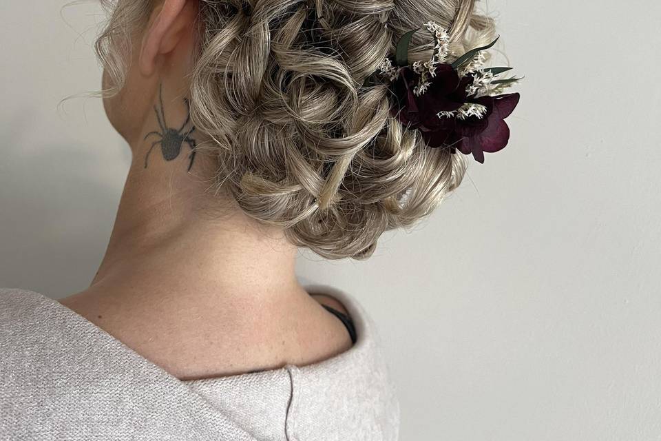 Emeline chignon mariée