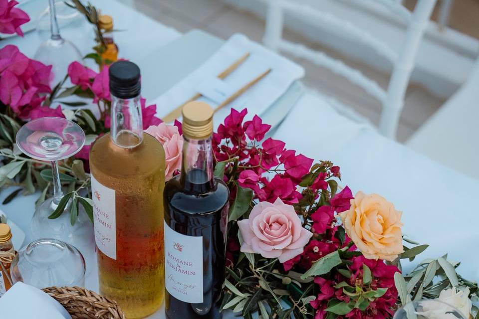TABLE SETTING