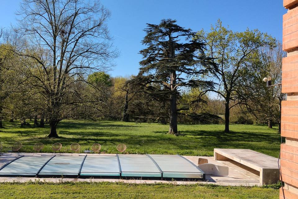 Piscine couverte et sécurisée