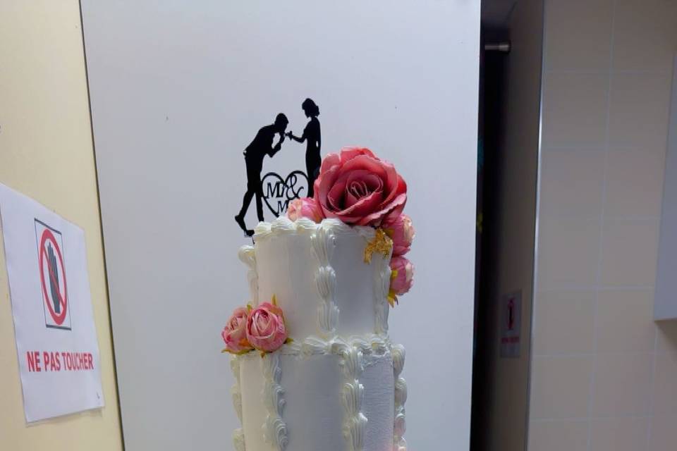 Weeding cake Nutela