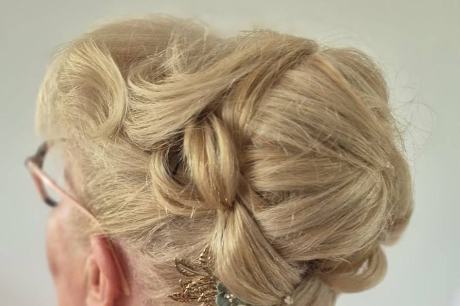Coiffure grand mère