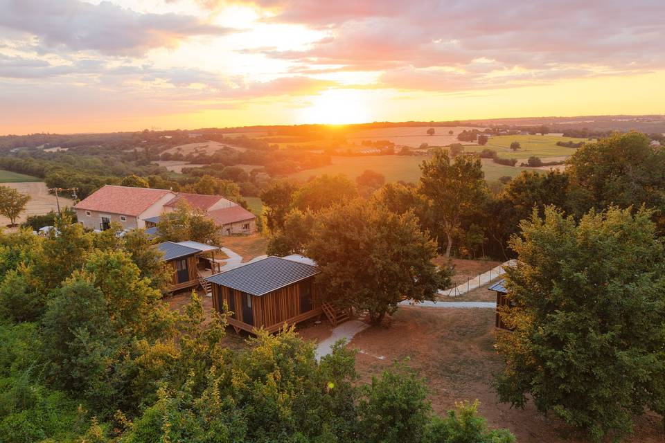 Le domaine, baigné de lumière