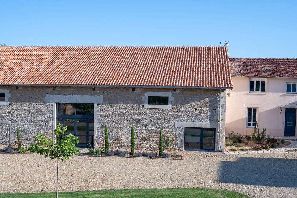 Extérieurs de la salle décepti