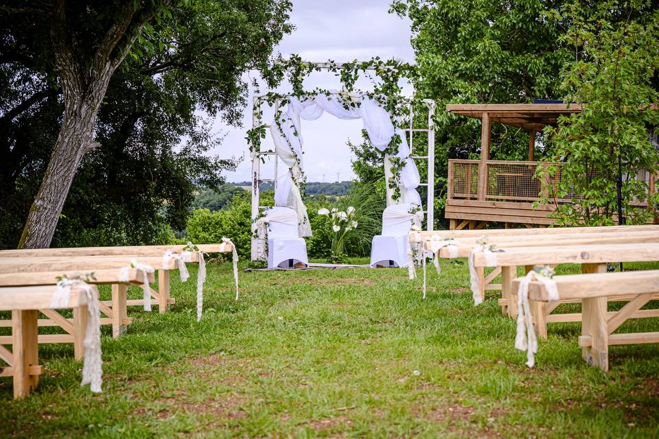 Cérémonies laïques, avec vues