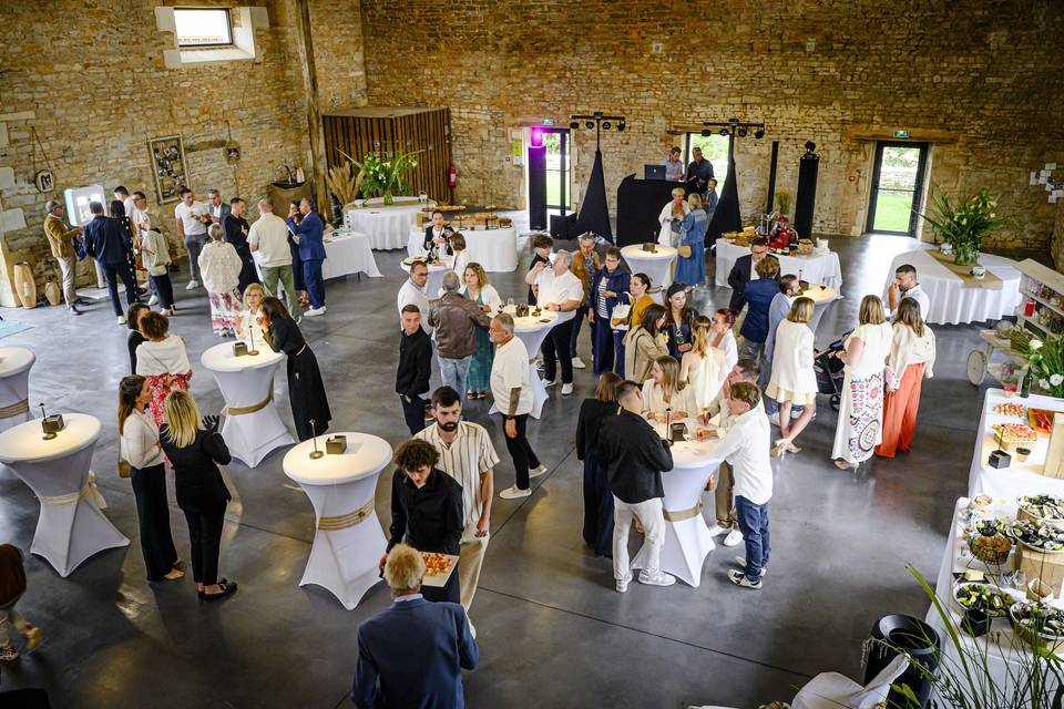 Salle de réception, Cocktail