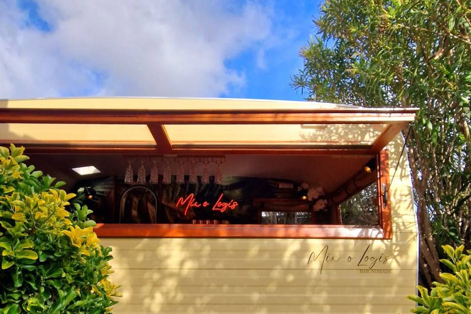 Bar nomade en caravane nouveau