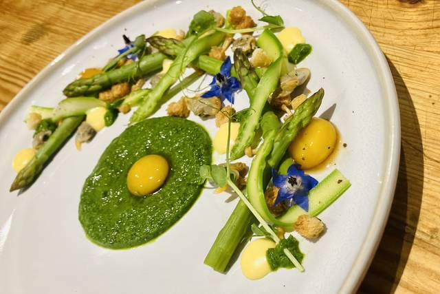 Asperges et coques