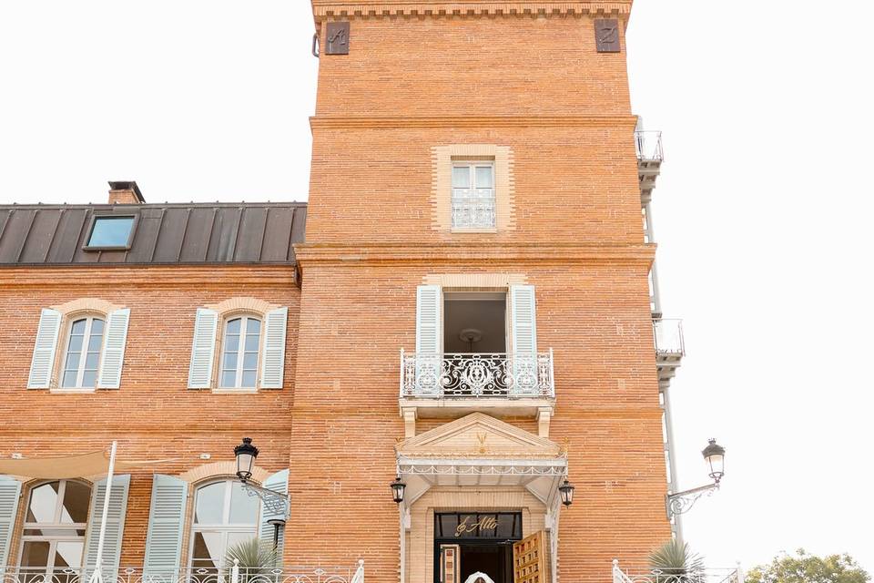 SORTIE ESCALIER ALTO