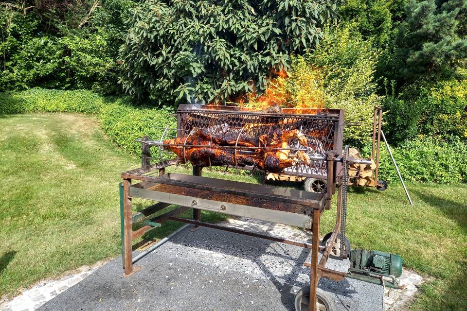 Cochon à la broche