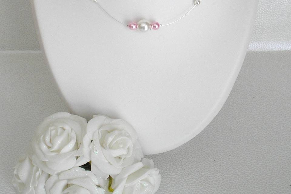 Collier Délia blanc rose