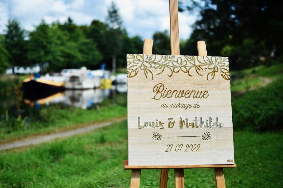 Panneau d'acceuil mariage bois