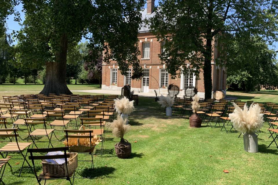 Cérémonie dans le parc