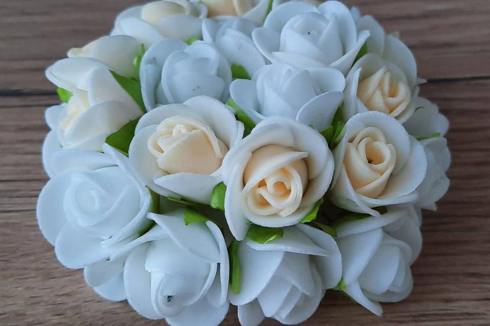 Déco min roses blanches