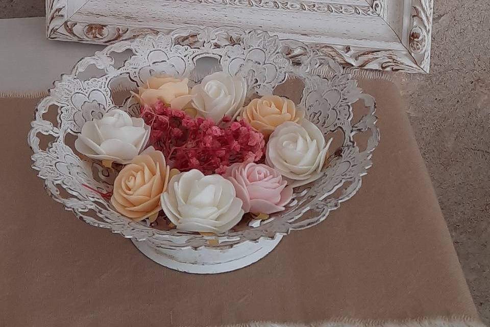 Cadre et panier blanc et rose
