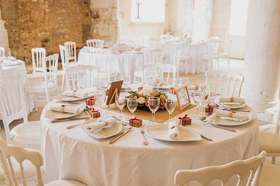 Table abbaye du valasse