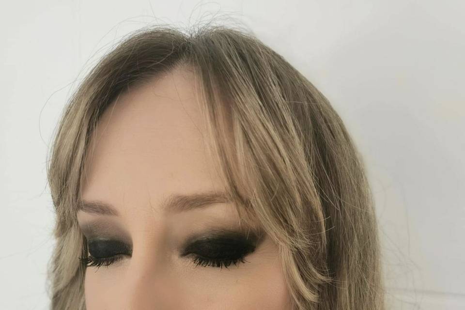 Smoky eyes