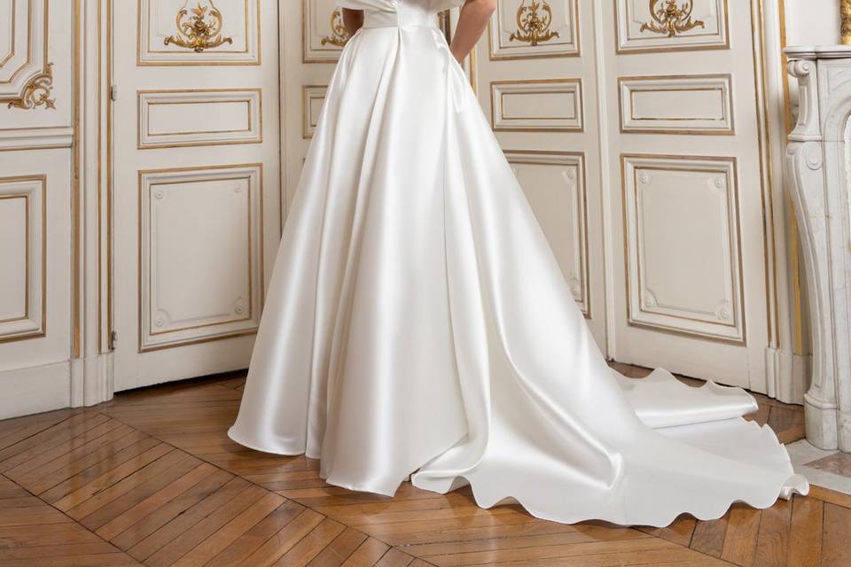 Robe Mikado épaules dénudées