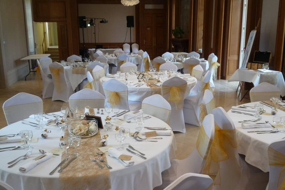 Mariage dans la salle