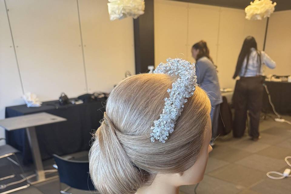 Chignon bas lisse
