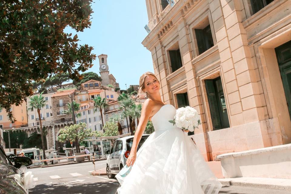 Devant la mairie de cannes