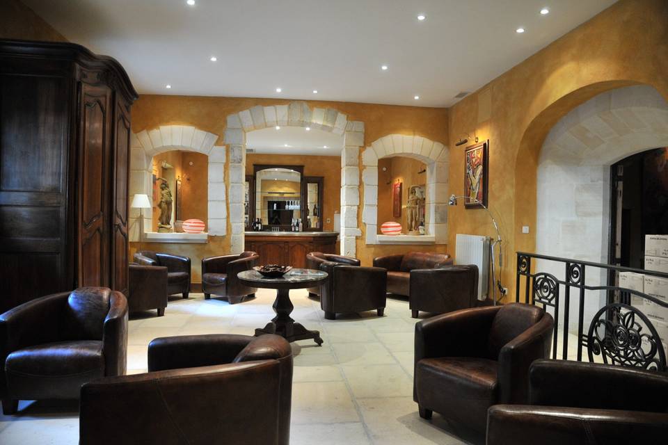 Salon bar