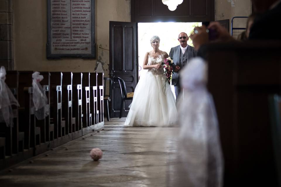 Entrée à l'église