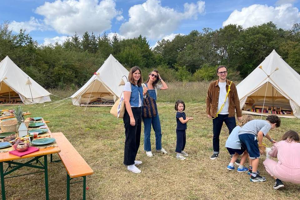 Tentes et ambiance plein air U