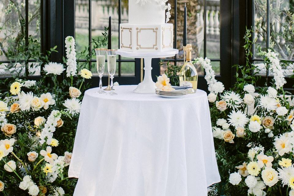Wedding cake : Lb Cake Design
