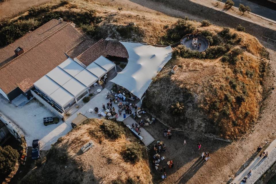 800 m2
