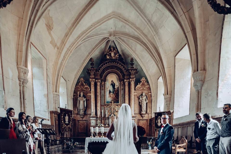 Eglise arrivée mariée