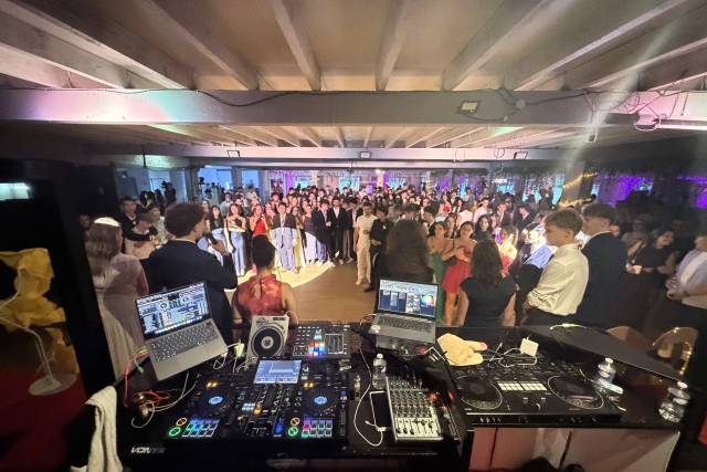 Dimdim Event