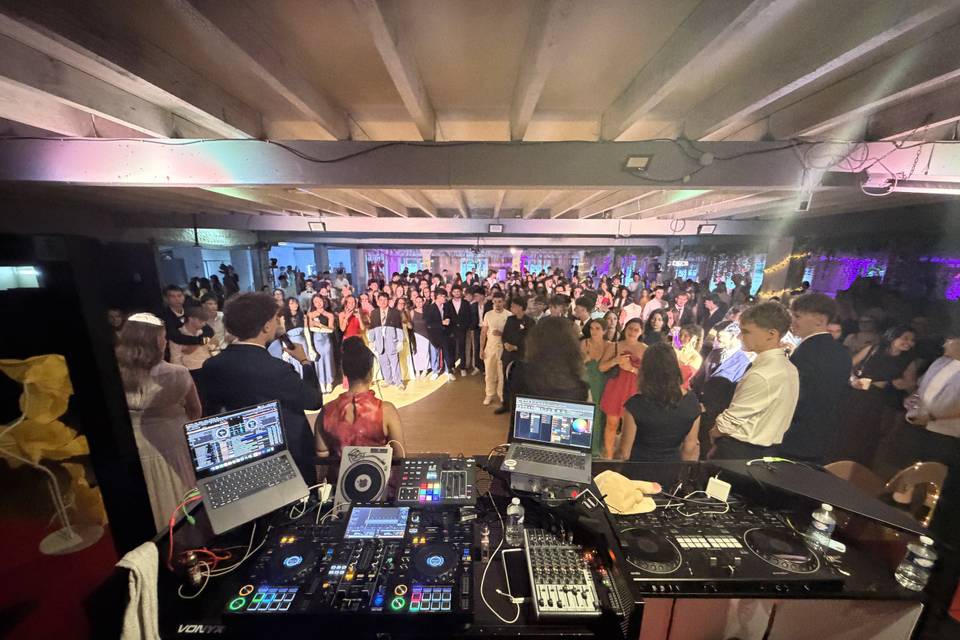 Dimdim Event