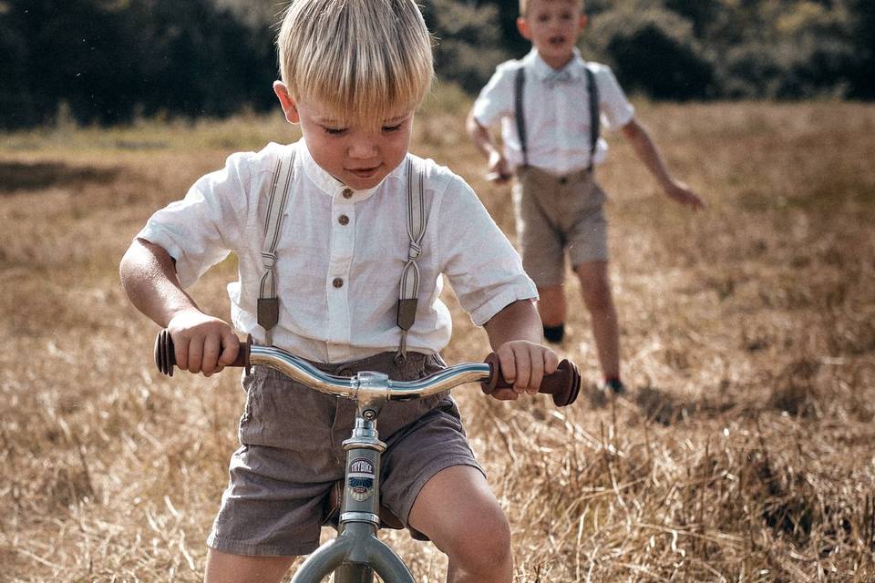 Enfant vélo