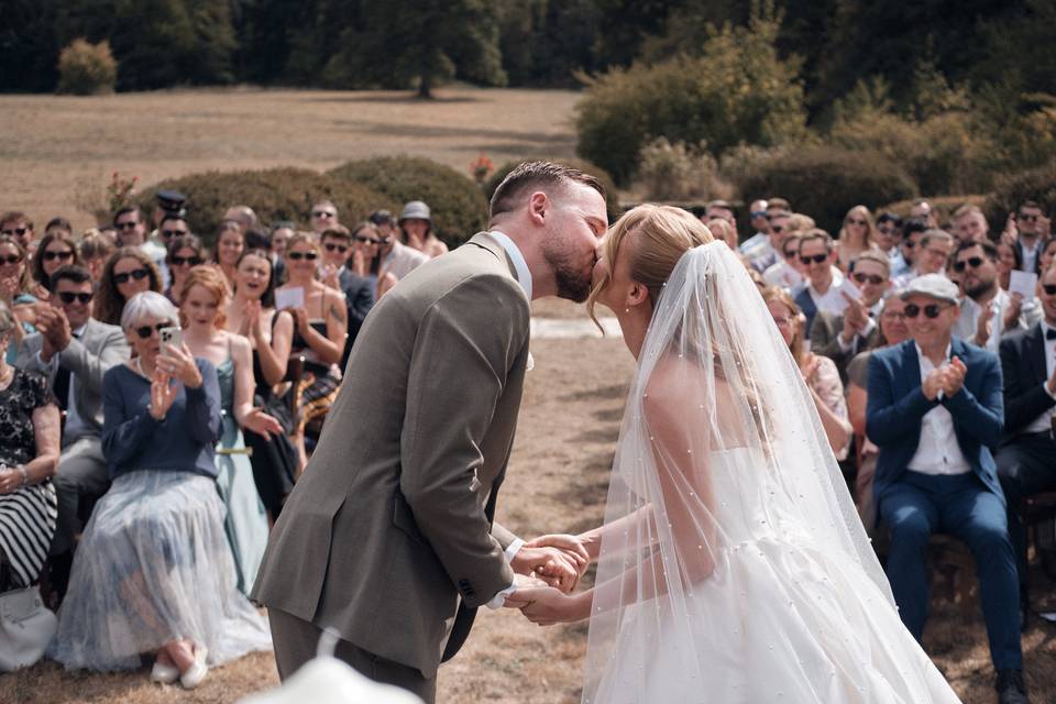 Baiser cérémonie