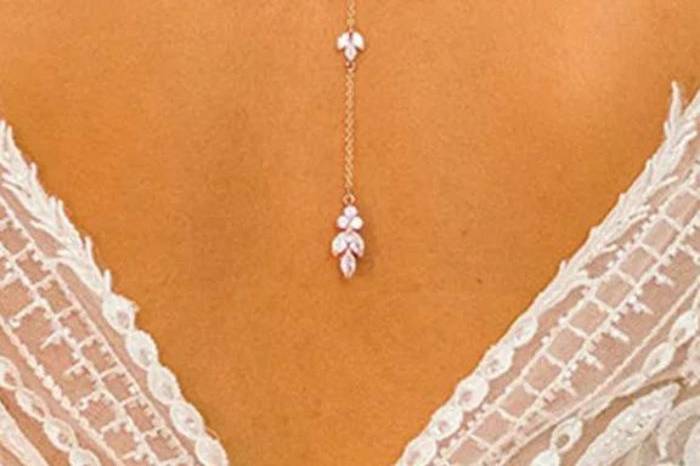 Bijou de dos chaine et strass