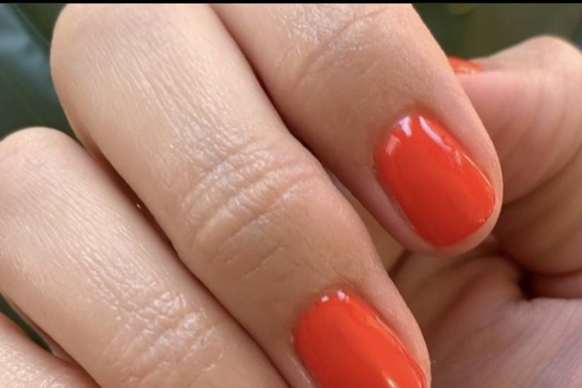 Vernis semi-permanent